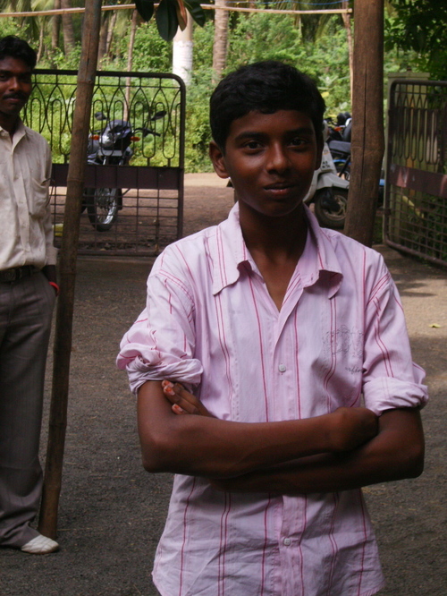 Vinai-younger brother of Sagar and Vinod.